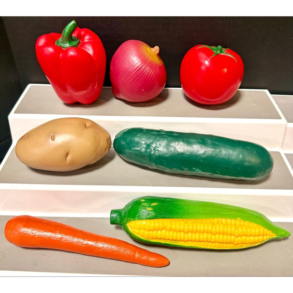 Kaplan Play-Time Farm Fresh Fruits & Vegetables - 7 Pc size approximately 4”-7